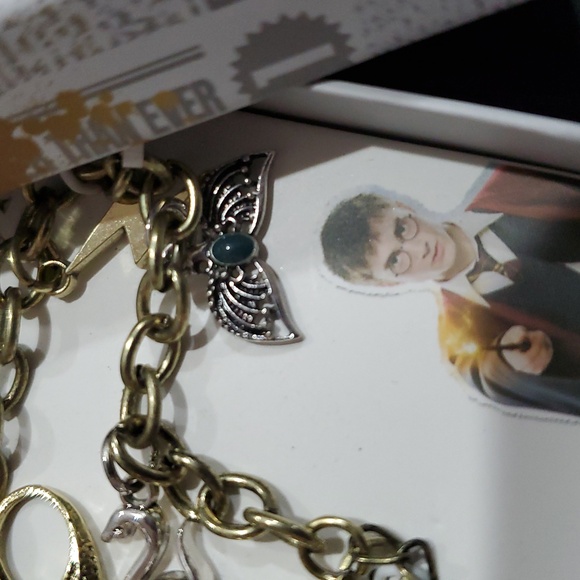 Harry Potter wizarding world gold brass tone‎ charm bracelet new - Picture 9 of 9